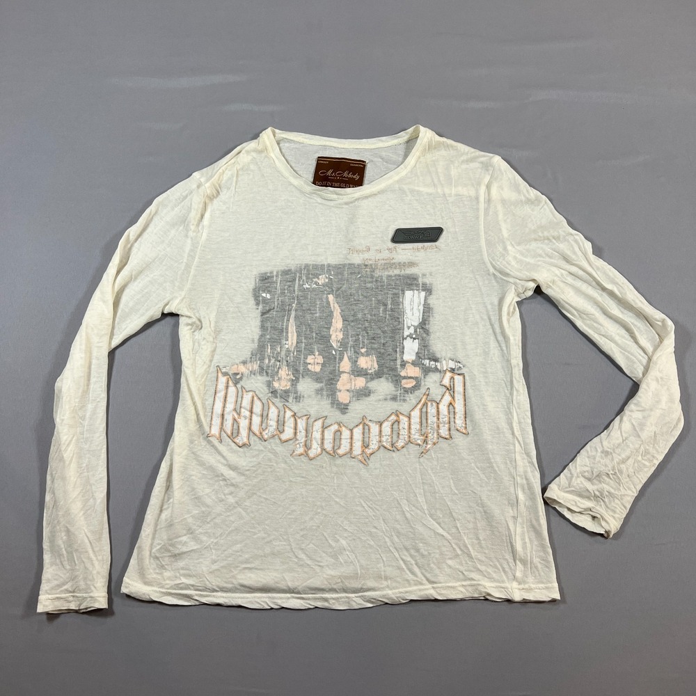 Ouwei Ms. Nobody Do It In The Old Way T Shirt Womens Small Beige Graphic Print